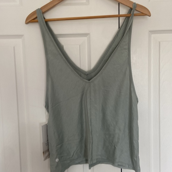 lululemon heart opener tank - Picture 3 of 4